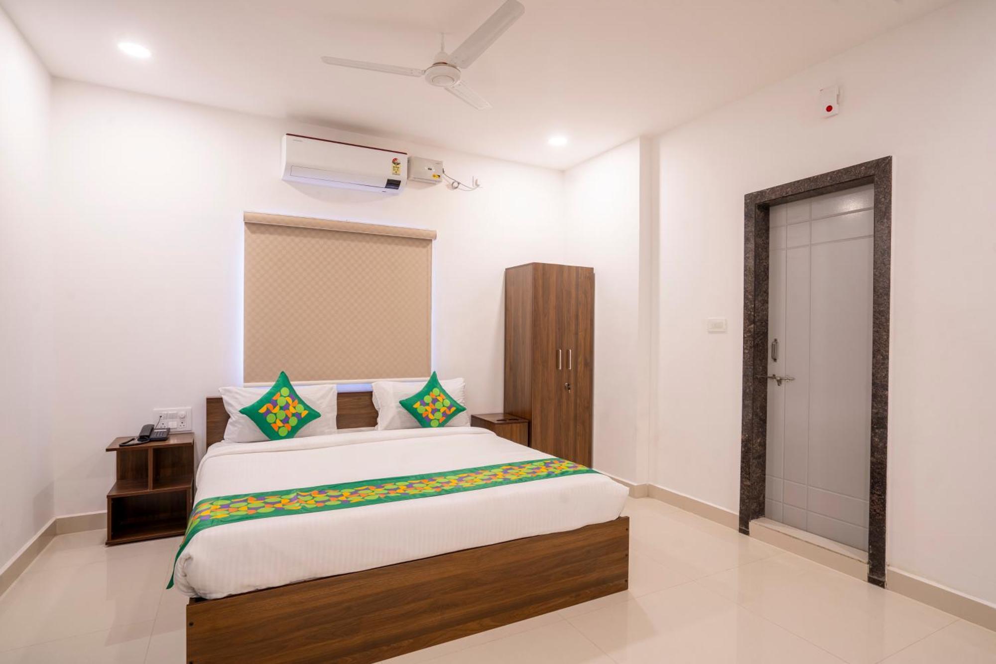 Treebo De Alphabet Gachibowli Hotel Haidarábád Kültér fotó